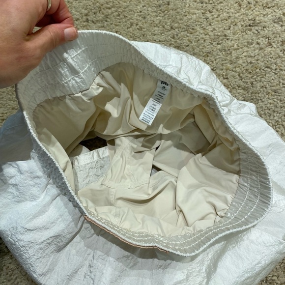 Fizz Coco Women’s White Athletic Shorts Liner Size L Activewear Boxing Shorts - Picture 5 of 7